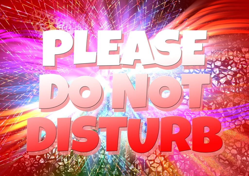 error, please do not disturb, interruption